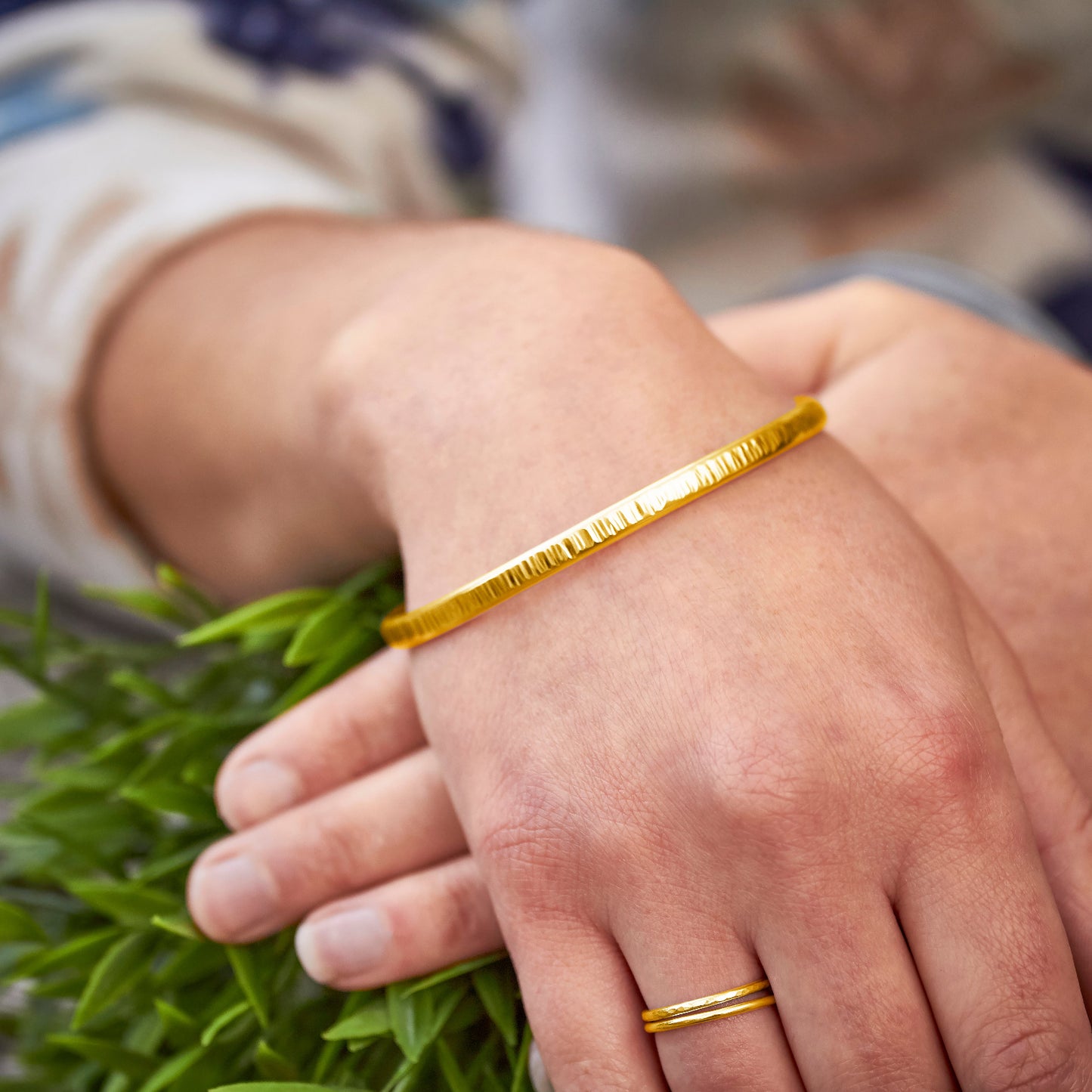 18ct Gold Vermeil Sturdy Stacked Hammered Lines Bangle