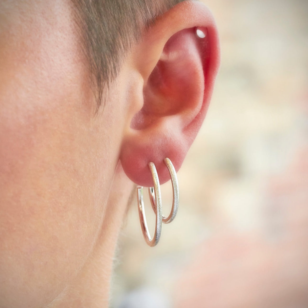 Silver Midi Stacking Hoop Frosted Earrings