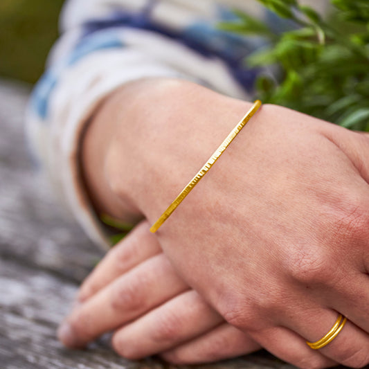 18ct Gold Vermeil Slender Stacked Hammered Lines Bangle
