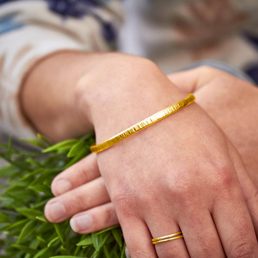 18ct Gold Vermeil Sturdy Stacked Hammered Lines Bangle