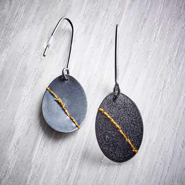 Oxidised (Blackened) Silver Dangly Earrings Sewn with Gold Thread by Sara Bukumunhe. Image property of THE JEWELLERY MAKERS.-2